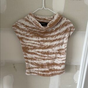 Express Women's Neck Sweater